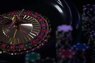 Aviator: multiplier climbs in real time; you choose when to cash out. Aviator crash game multiplier display